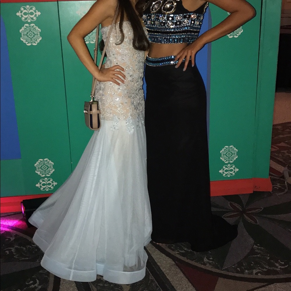 Elegant Mermaid style Prom Dress